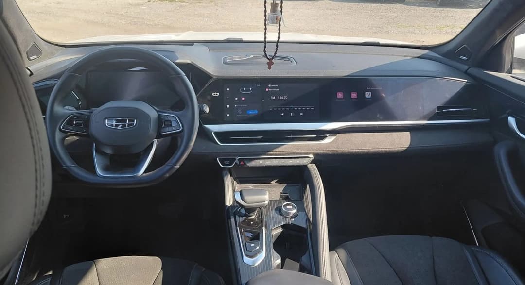 Geely Monjaro - 5