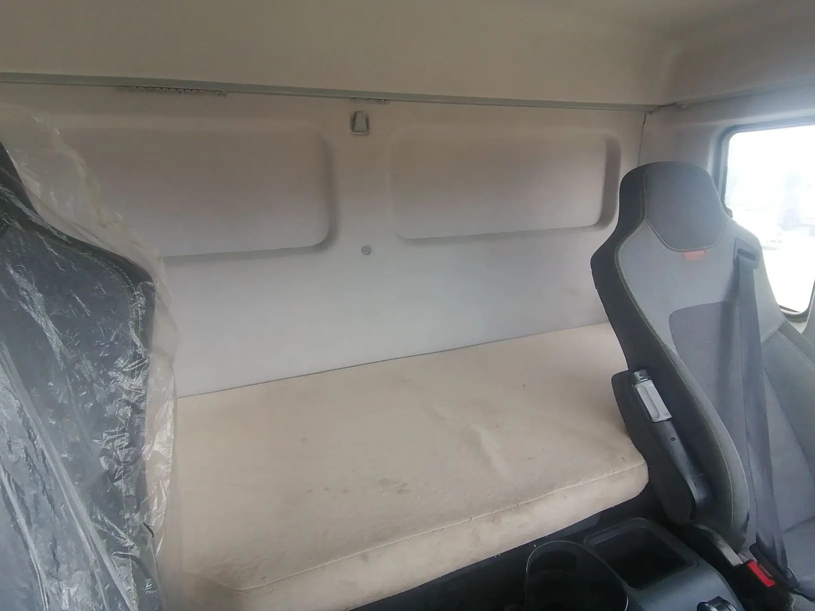 Shacman (Shaanxi) SX* 8x4 Самосвал - 9