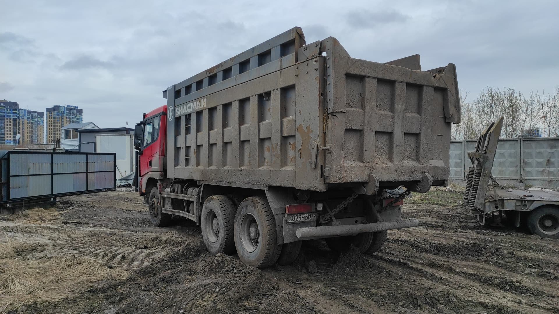 Shacman (Shaanxi) SX* 6x4 Самосвал - 4