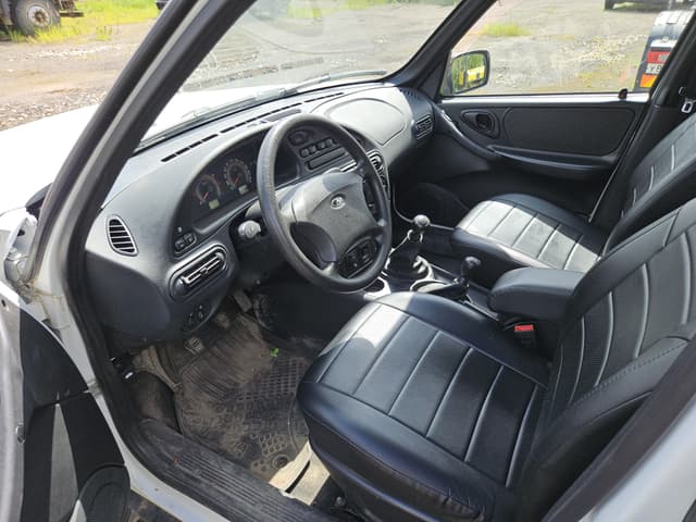 Lada Niva Travel - 6