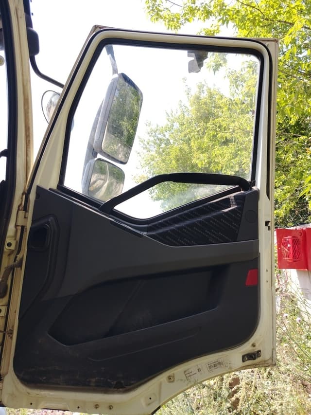 FAW J6* 6x4 Самосвал - 6