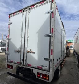 ISUZU ELF 4.5 (EC7) 4x2 Изотермический/рефрижератор - 3