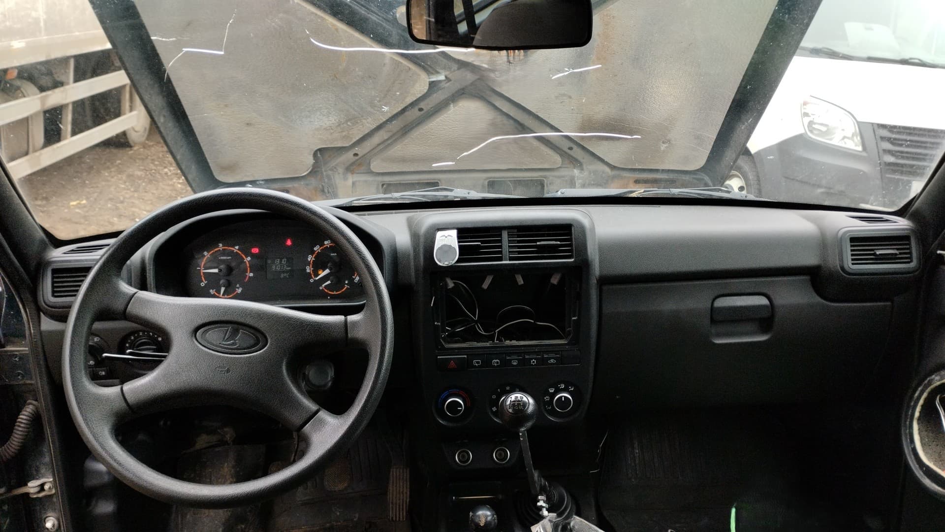Lada Niva Legend 3 дв - 5