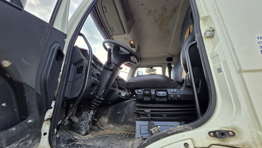 FAW J6* 6x4 Самосвал - 6