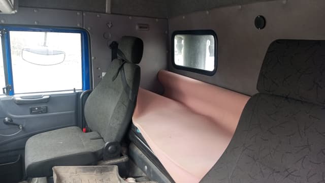 Камаз 65117 6x4 Бортовой с КМУ - 9
