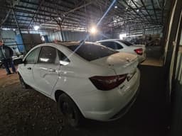 Lada Vesta седан - 3