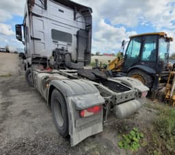 FAW J7 4x2 Седельный тягач - 4