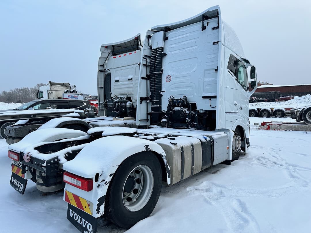 Volvo FH 4x2 Седельный тягач - 3