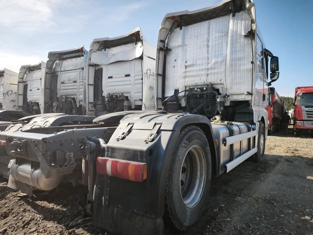 Sitrak C7H 4x2 Седельный тягач - 3