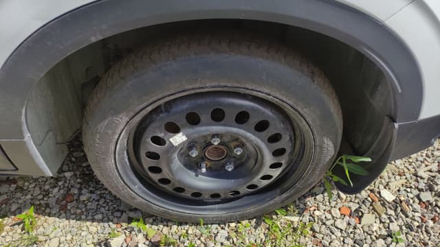 Geely Coolray - 8