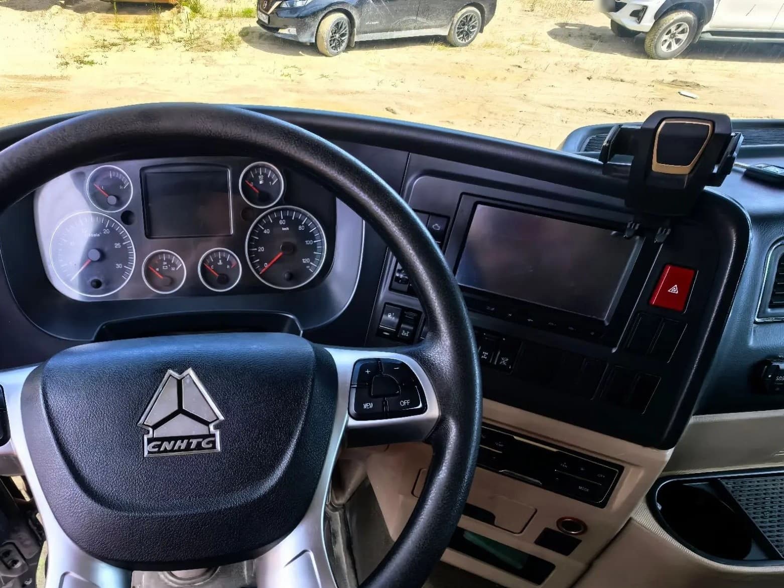 Howo T5G 6x4 Самосвал - 5