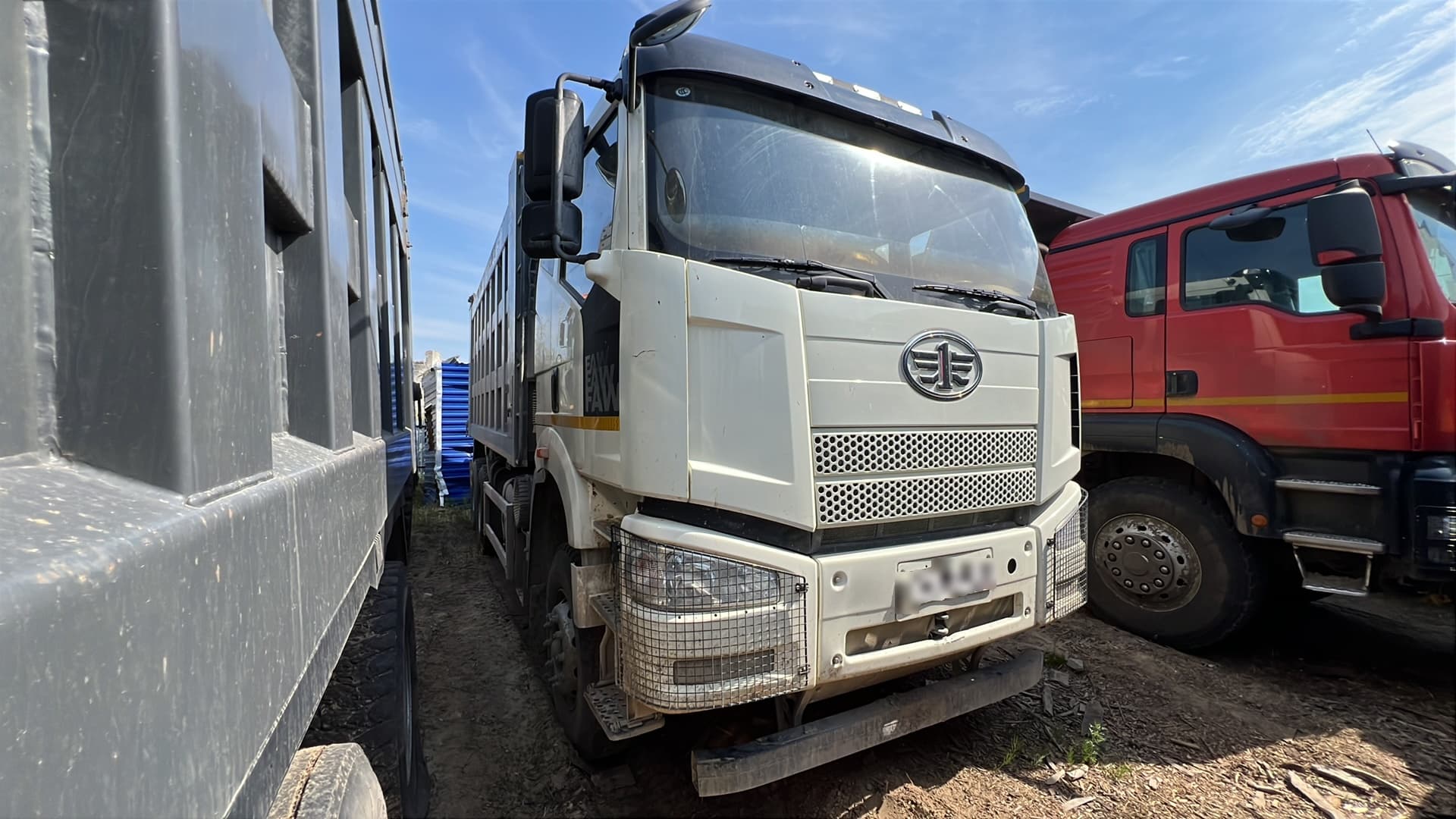 FAW J6* 6x4 Самосвал - 2