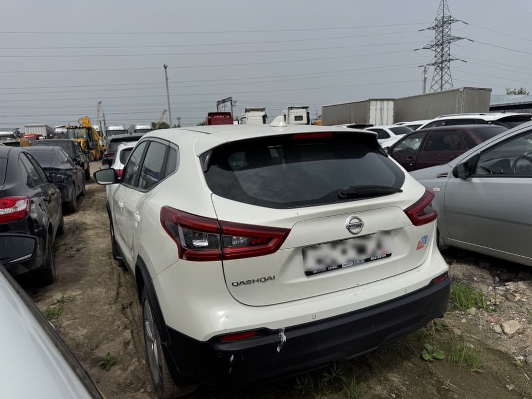 Nissan Qashqai - 4