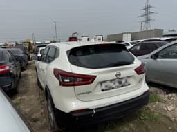 Nissan Qashqai - 4