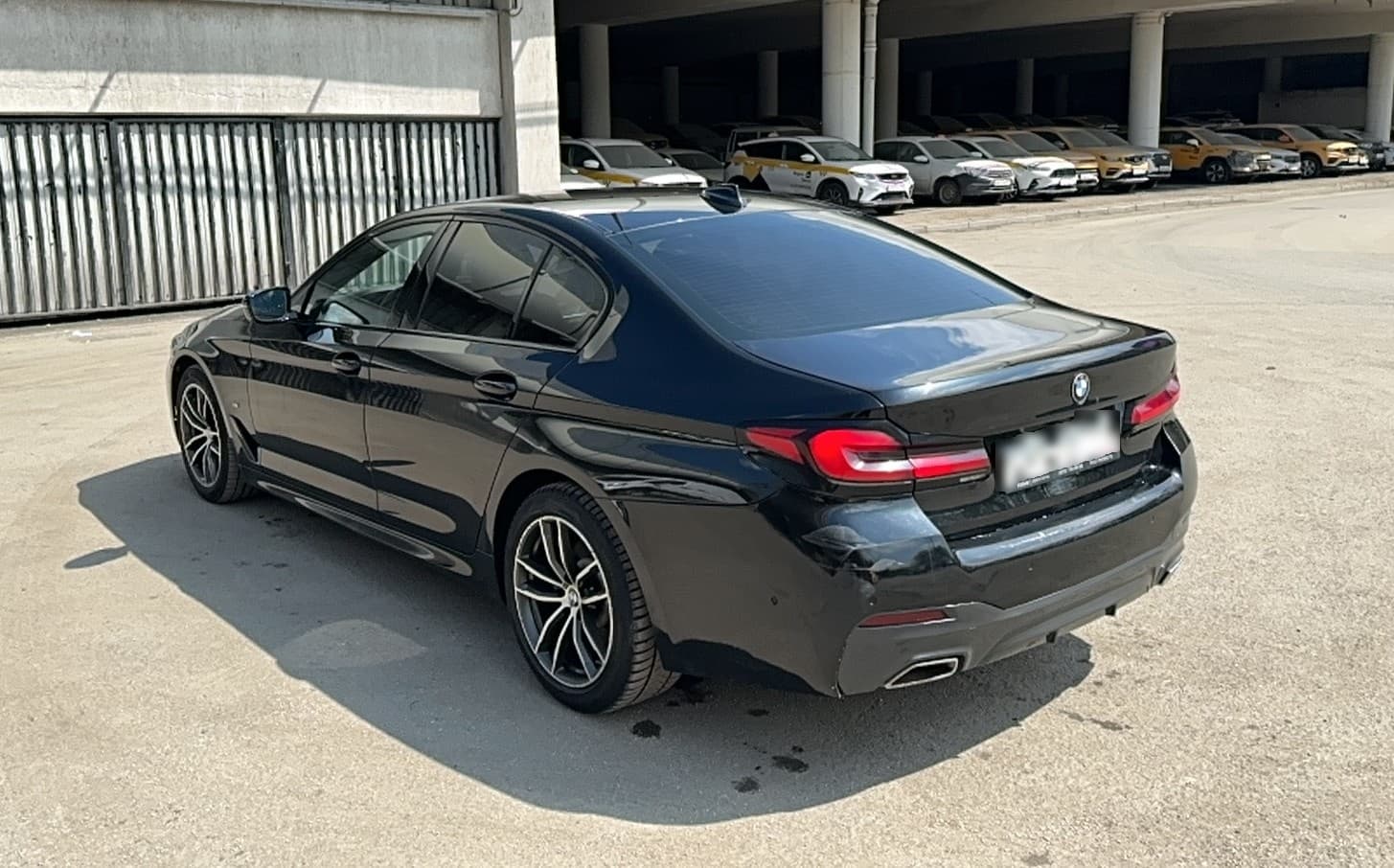 BMW 5 серия - 4