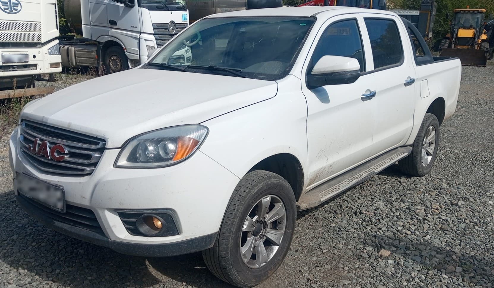 Jac T6 - 1