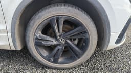 Volkswagen Tiguan - 10