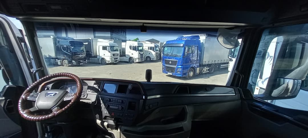 MAN TGX 4X2 Седельный тягач - 3