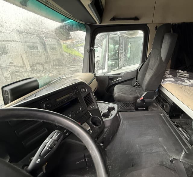 Mercedes-Benz Actros 6x4 Седельный тягач - 7