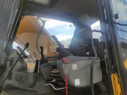 Liugong CLG922 Экскаватор - 6