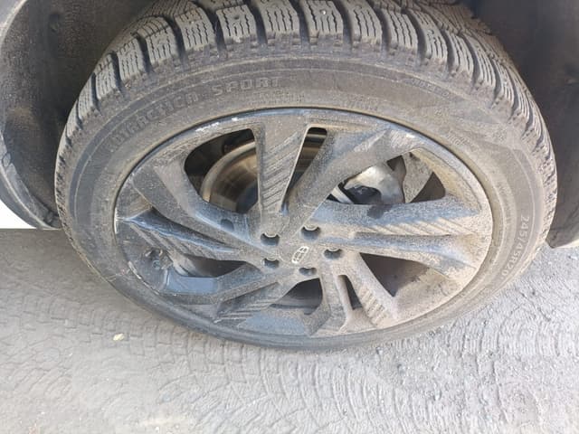 Geely Monjaro - 10