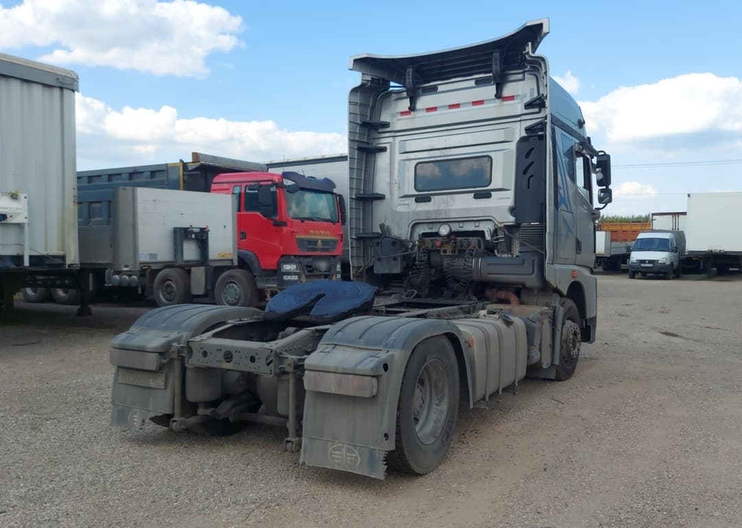 FAW JH6 4x2 Седельный тягач - 3
