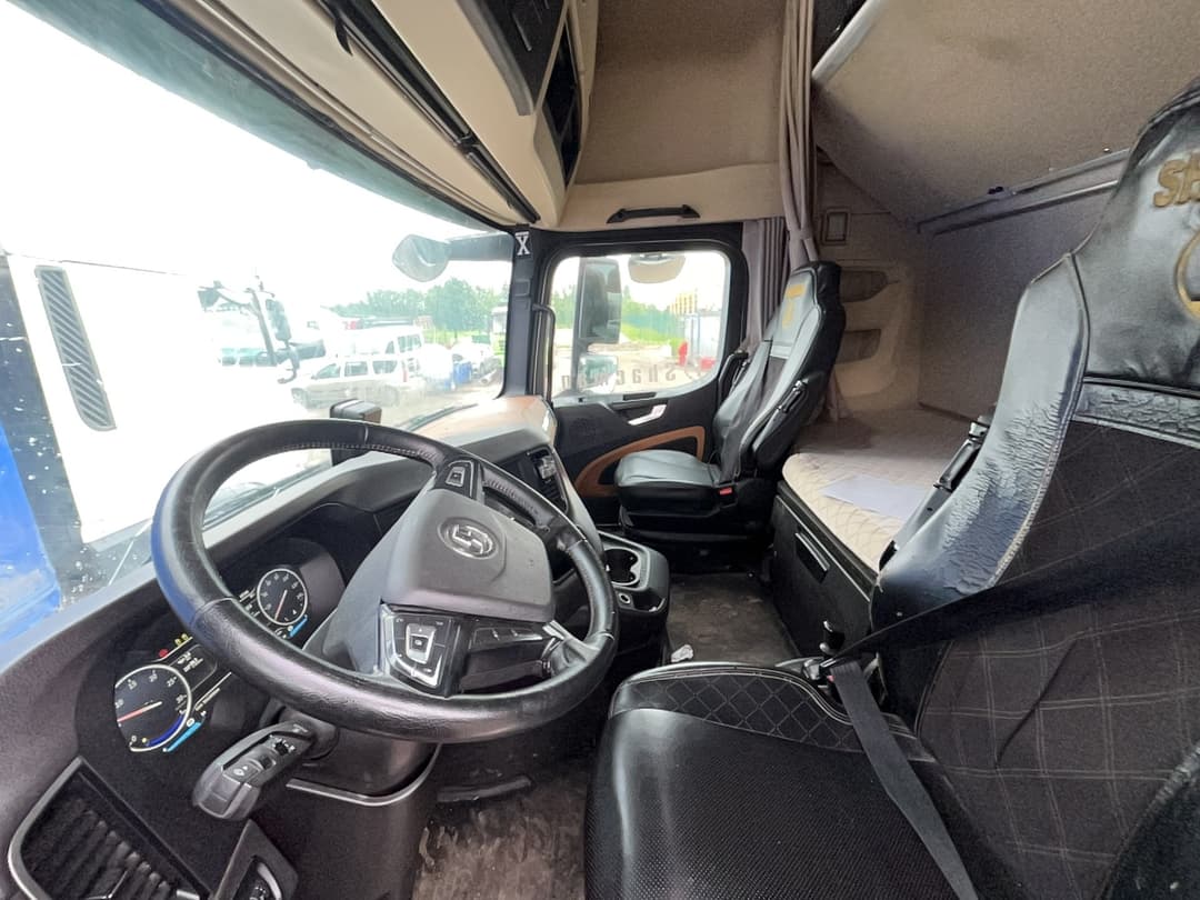 Shacman (Shaanxi) SX* 4x2 Седельный тягач - 6