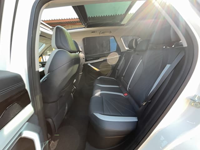 Geely Atlas - 9