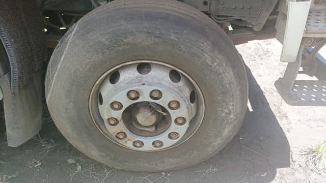 Автомастер 5589* на шасси FAW CA 3250 6x4 Зерновоз - 10