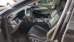 Hongqi H5 - 6