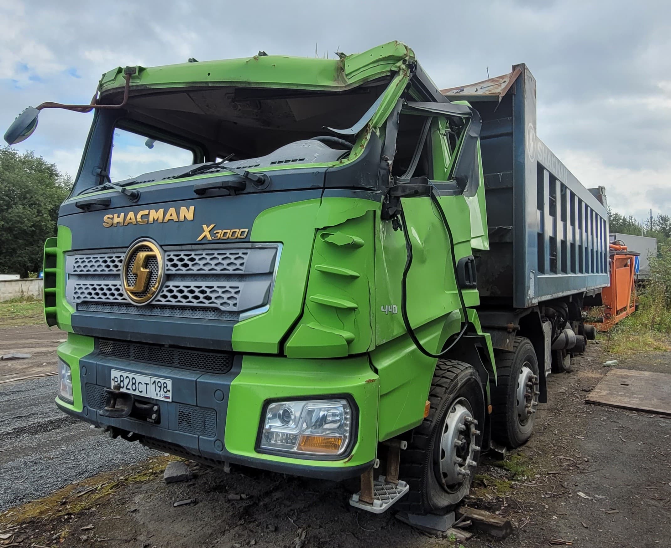 Shacman (Shaanxi) SX* 8x4 Самосвал - 1
