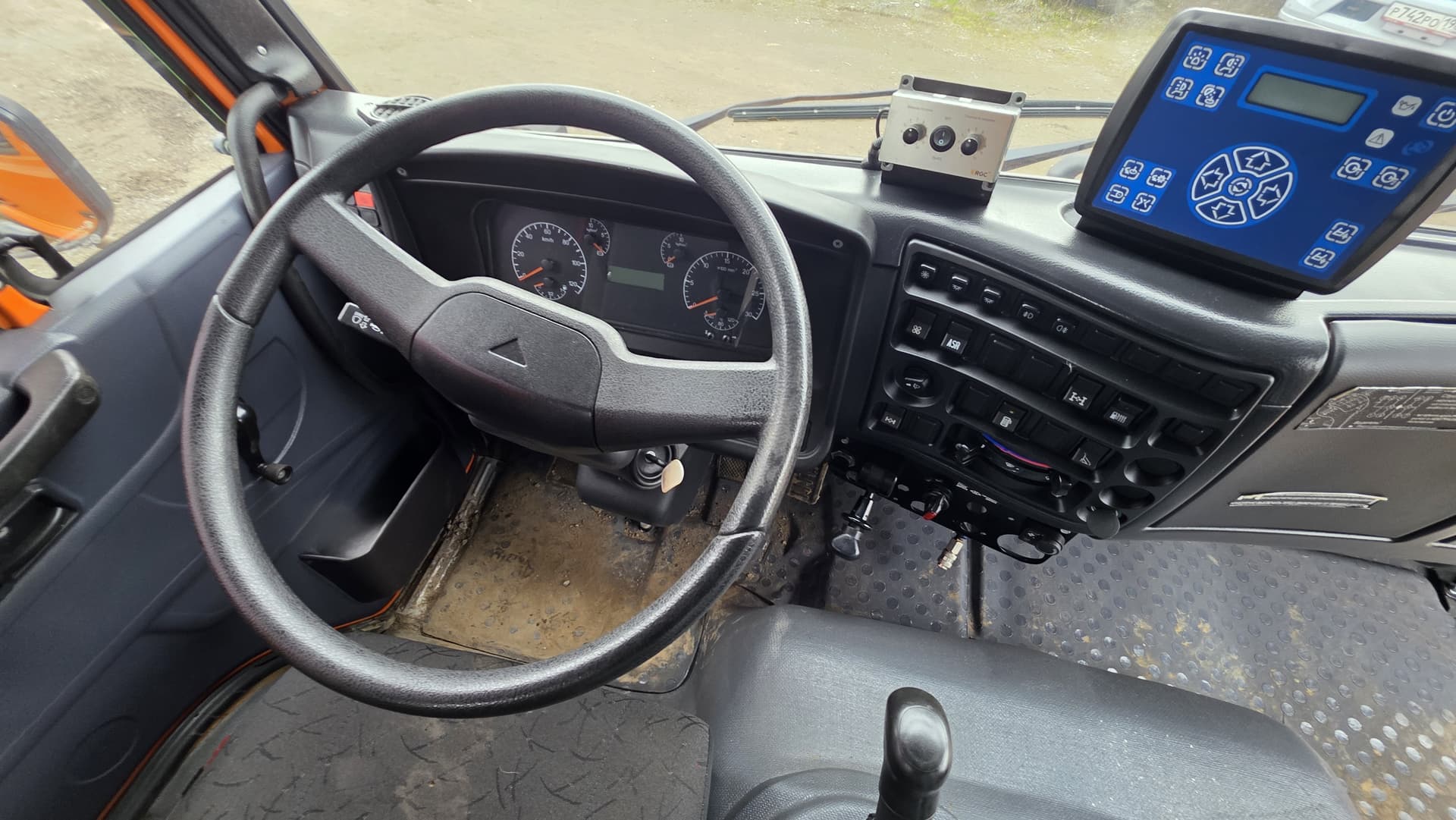 Камаз 6520 6x4 КДМ - 5