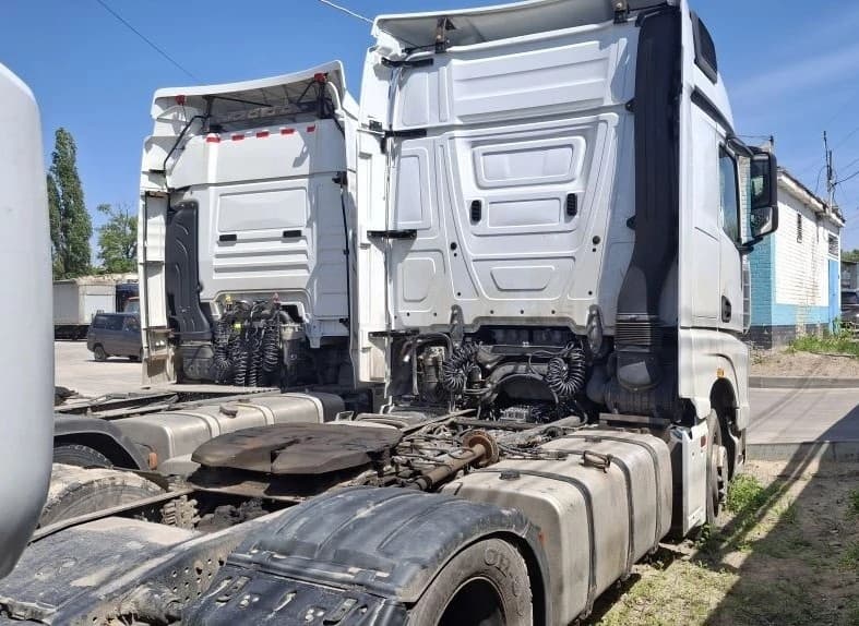 Камаз М1946 4x2 Седельный тягач - 3
