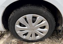 Lada Vesta седан - 10