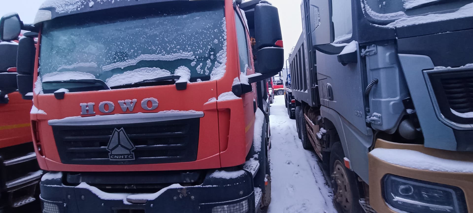 Howo T5G 6x4 Самосвал - 1