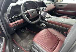 Infiniti QX80 - 6