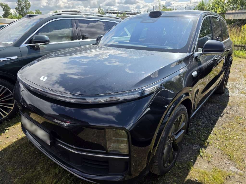Li (Lixiang) L9 - 1