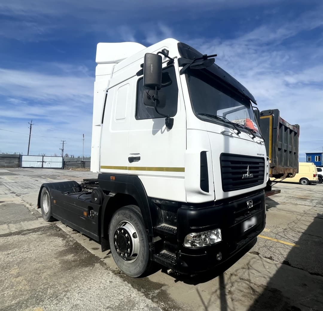 МАЗ 5440 4X2 Седельный тягач - 2