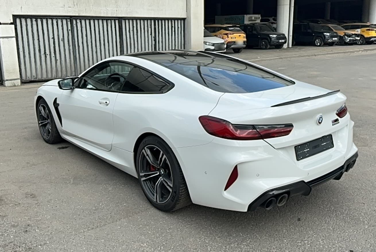 BMW M8 Coupe - 4
