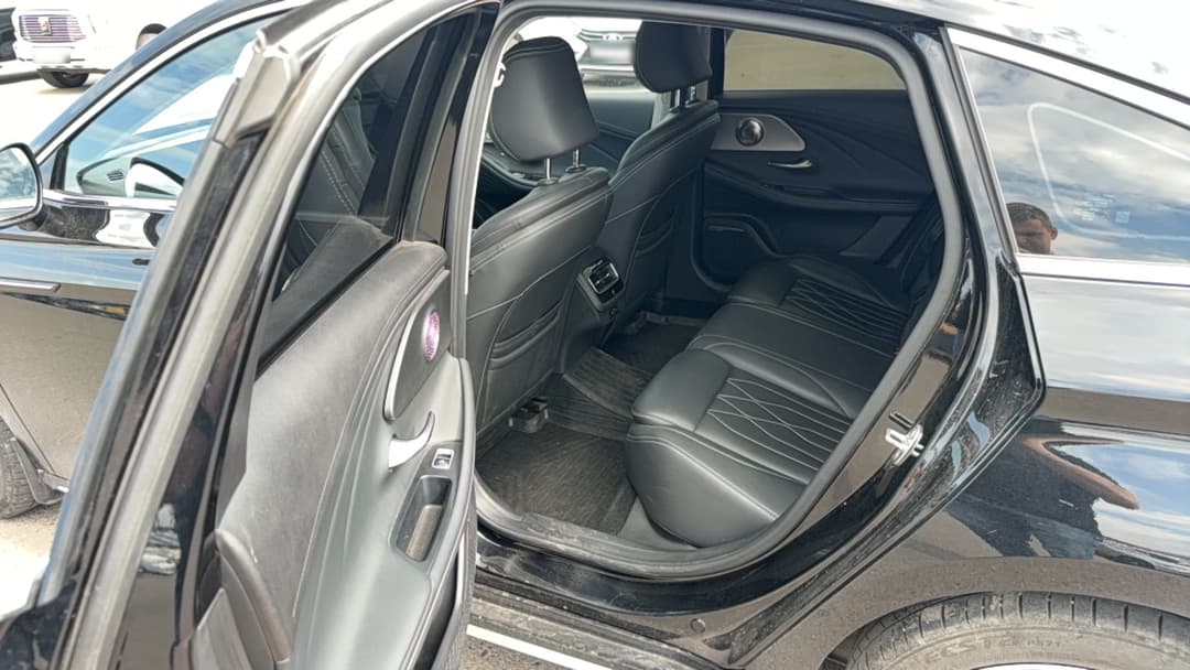 Chery ARRIZO 8 - 8