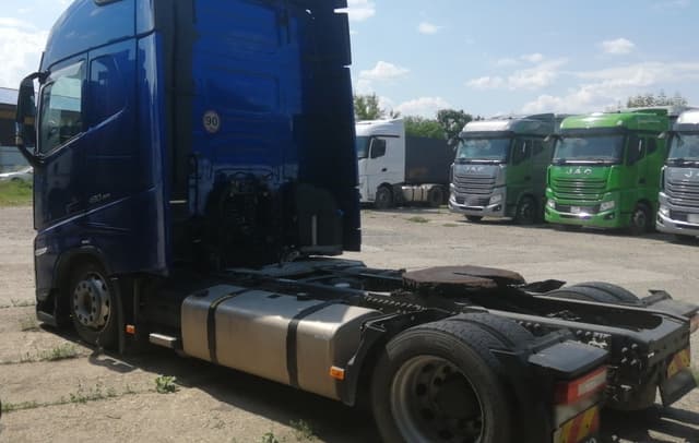 Volvo FH 4x2 Седельный тягач - 4