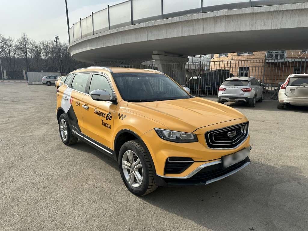 Geely Atlas Pro - 2