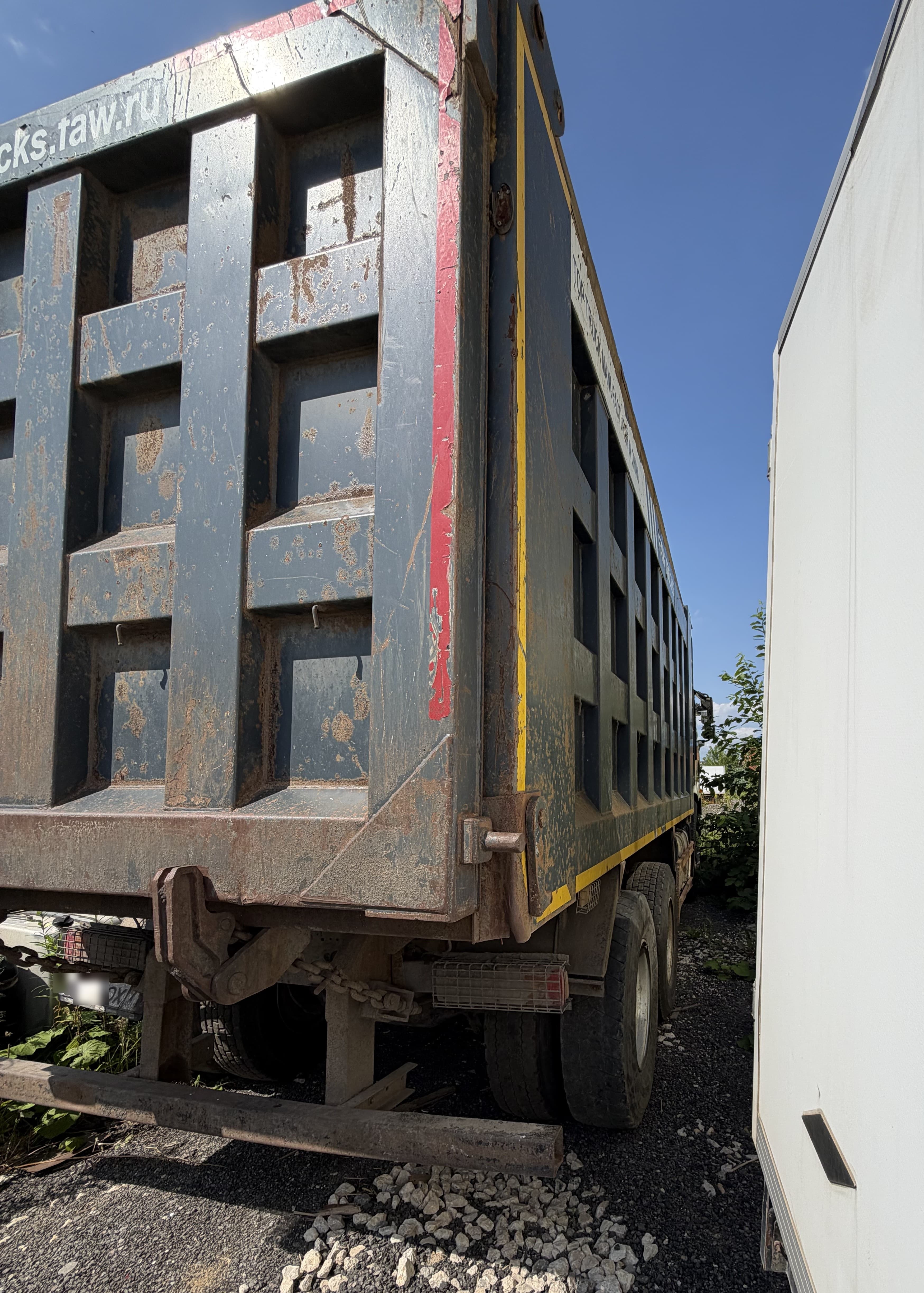 FAW J6* 6x4 Самосвал - 3