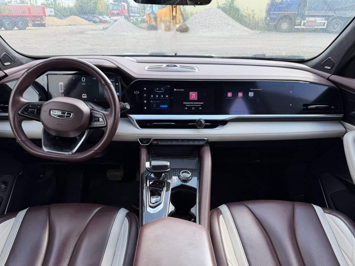 Geely Monjaro - 5