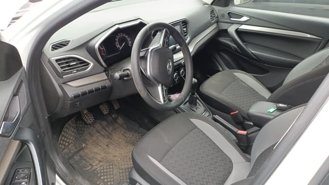 Lada Vesta седан - 6