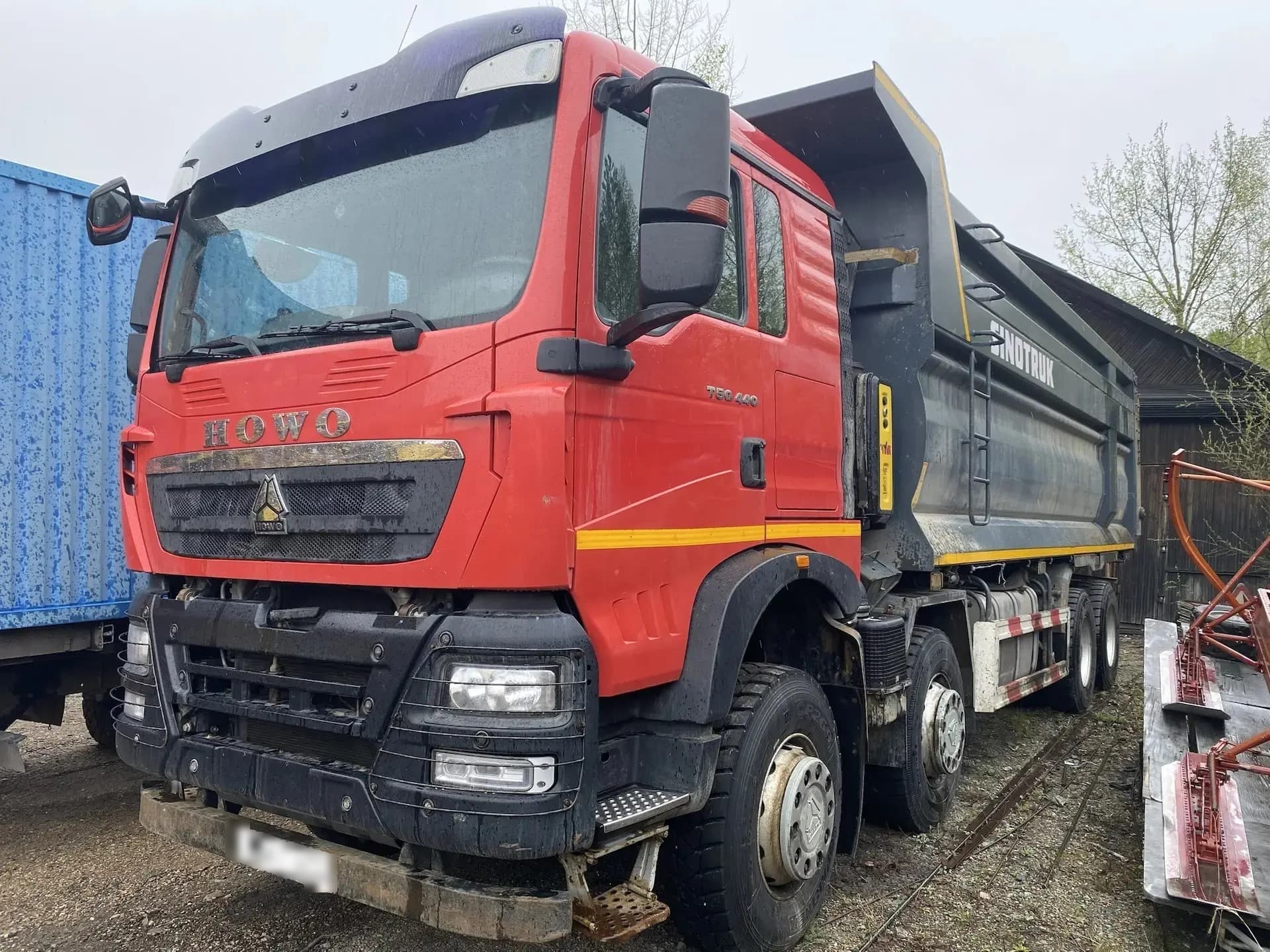 Howo ZZ* 8x4 Самосвал - 1
