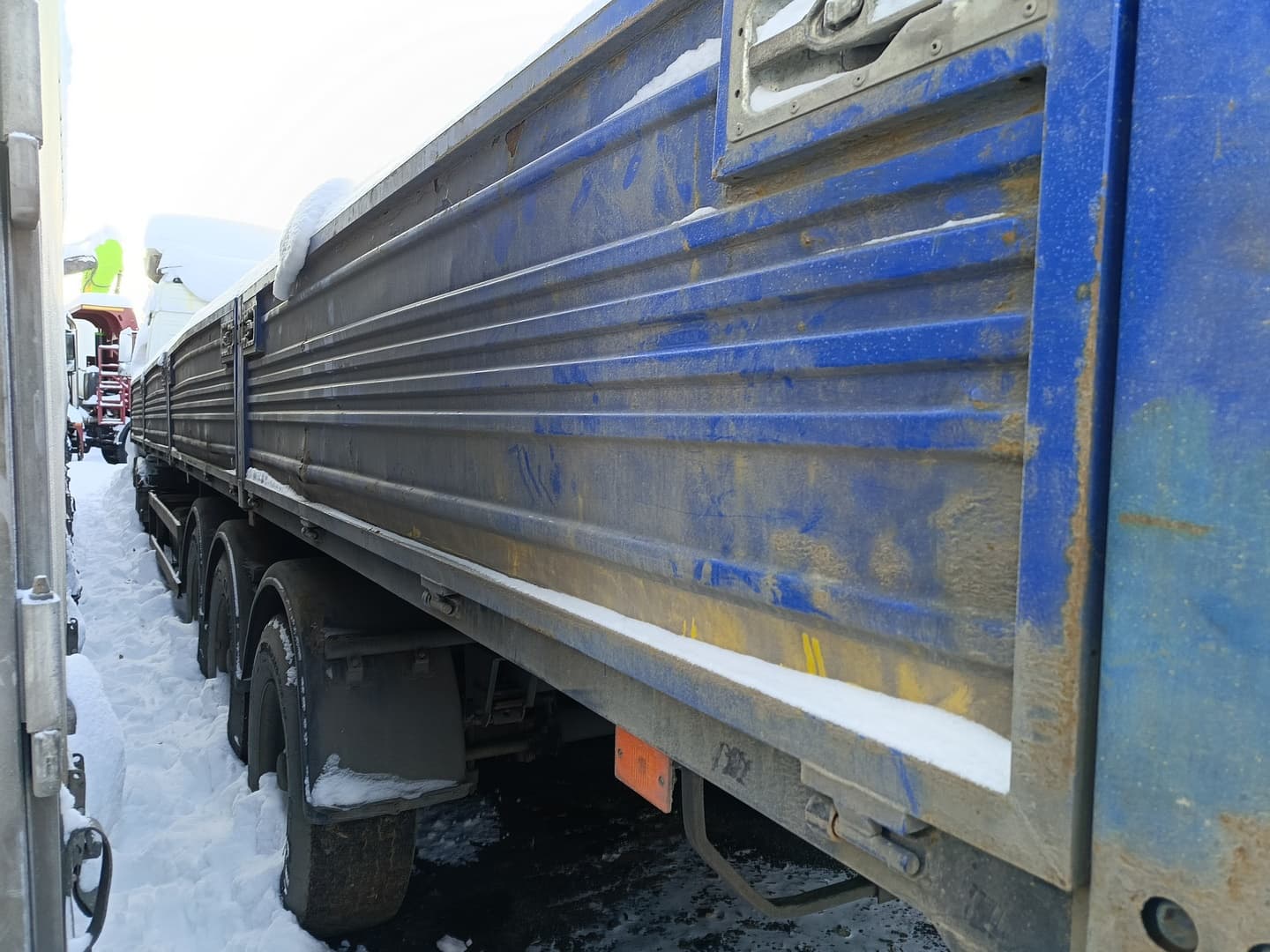 МАЗ 975800 Полуприцеп бортовой - 3