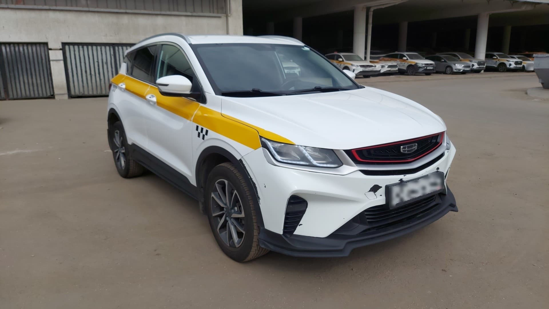 Geely Coolray - 2