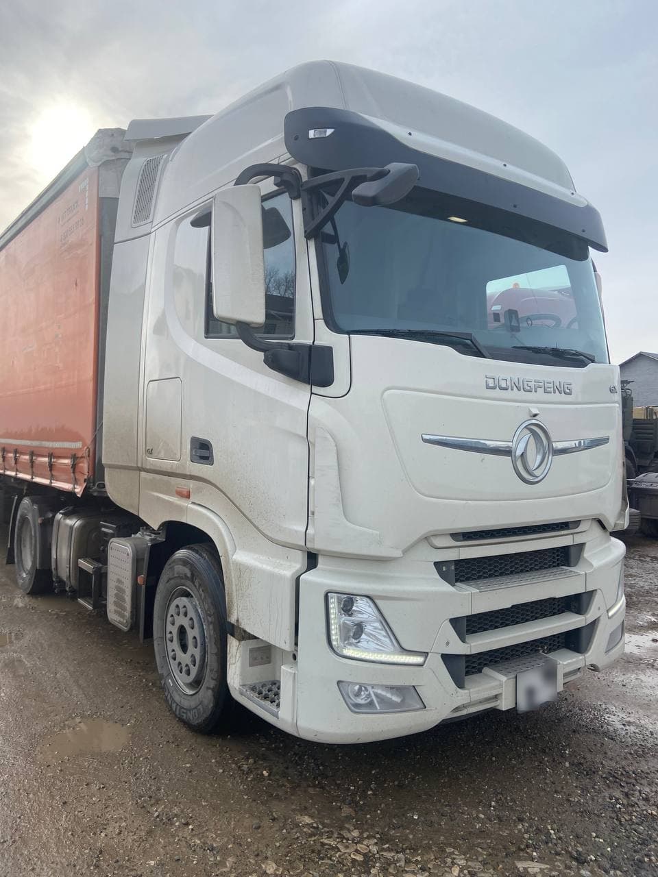Dongfeng GX 4x2 Седельный тягач - 2