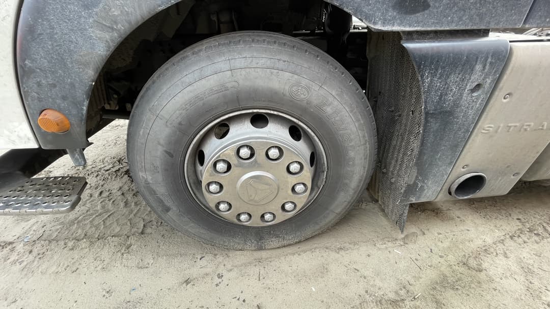 Sitrak C7H 6x4 Седельный тягач - 9